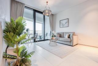 Timeless 1BR at The Address Residences by Deluxe Holiday Homes - Dubai - 9