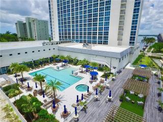 High-rise Waterfront Haven - Fort Myers - 9