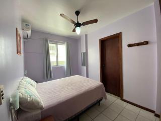 324 - Apartamento confortável na praia de Bombas - 3