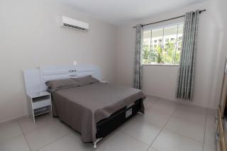 496 - Lindo Apartamento 3 quartos localizado na praia de Bombas - Bombinhas - 1