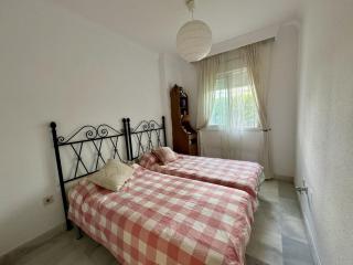 Marbella Pinos De Nagueles with Pool by Homing - Marbella - 4