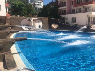 Privilege Accomodation - Elenite - 0