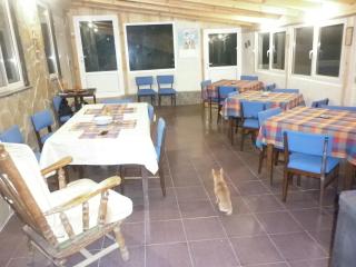 Кацарила - 8