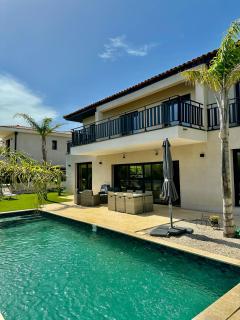 Villa cosy avec sa piscine - 1