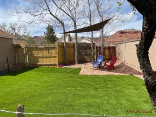 Adventure's Oasis, Venture Base Unit 4 - 2