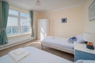 The Penthouse - Totland - 1