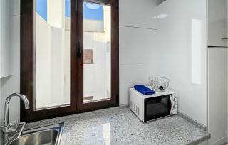 Awesome Apartment In Estepona With Wifi - Estepona - 5