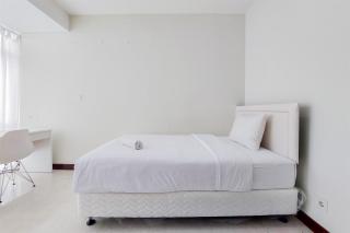 Good Price and Homey Studio Apartment at B Residence By Travelio - Tangerang - 0