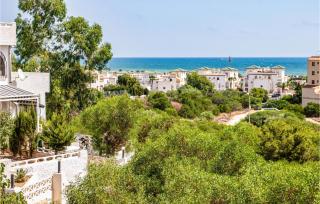 Stunning Apartment In Torrevieja - Torrevieja - 2