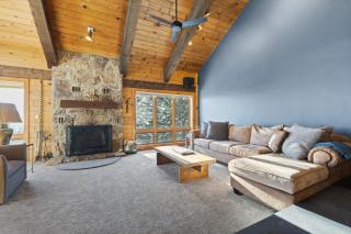 Private Hot Tub, Gondola Views, Less Than 100 Yards to Slopes - 1