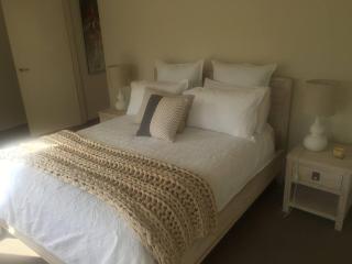 2 Bed Coastal Getaway - Walking distance to beach - Smiths Beach - 4