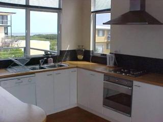 3 Bed Coastal getaway - walking distance to Beach - Smiths Beach - 5