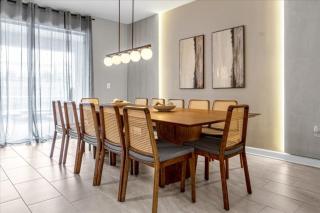 Last Minute Disney Getaway! Private Pool, Hot Tub & Games Room. Book Now! #99369 - Kissimmee - 3