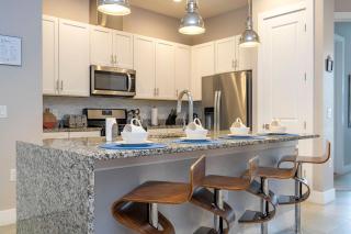 Gorgeous 4 Suites DREAM Villa 5 min to Disney - Orlando - 3