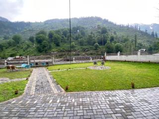 River Garden Hotel and Resort - 1