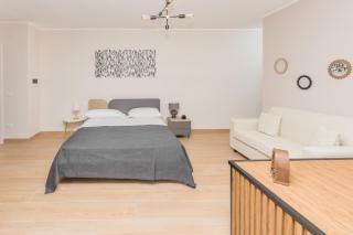 Domus Suite Herculaneum jacuzzi - 7