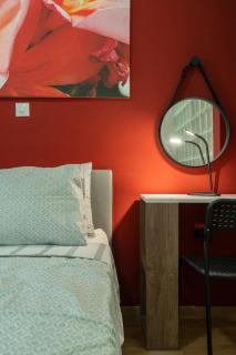 The 'it' Pagrati Hideout - 5