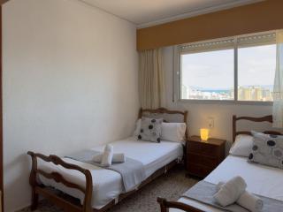 Ventana al Mar en Playa de Gandía, solo para familias - Los Mártires - 3