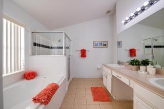 630- 3 Bedroom South facing Home with Pool Drenched in Florida Sunshine Perfect for Families - 6