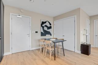 Riverstone Heights - London - 2