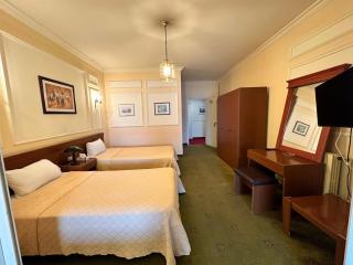 Le Crillon - 3