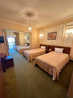 Le Crillon - 2