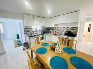 Cozy home in charming Dania Beach - Dania Beach - 2