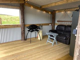 Lakeside Cabin - Galway - 9