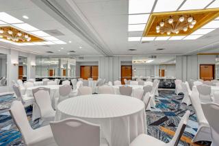 Best Western Rutgers University Hotel - 9