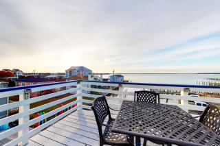 Bradley On The Bay 324F - 6