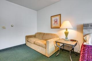 Near Lake Huron Shoreline! Studio with Resort Perks - 1