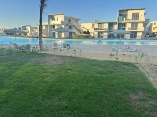 Fouka bay luxurious direct lagoon access ground floor chalet - 0