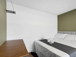 Expo Imigr AC Home Office CGH Moderno - 8