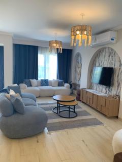 Luxury Twin Villa in Mountain View Ras Elhikma - 9