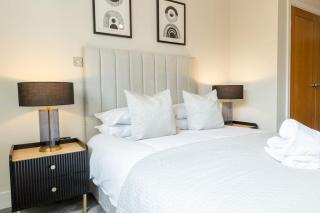 Elegant City Centre Apartment 2 Bedroom With Free Parking - 3