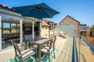 May Cottage & In Focus - Titchwell - 9