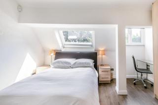 Country Retreat with Grounds & Leisure Facilities - 5