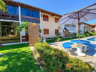 Flat com 1 quarto com ar split, sala e cozinha completa, No condomínio Portal do Atlântico a 100m praia de Taperapuã (Barraca do Gaúcho) , portaria 24hrs, piscina. - Porto Seguro - 3