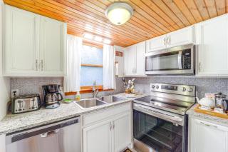 6 Mi to Grandfather Mtn Peaceful Getaway with Grill - Newland - 2