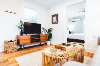 NEW! Seabird Cozy Cottage by Beach, Boardwalk & Lake - 0
