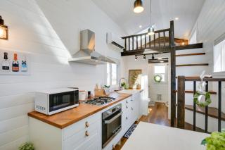 The Merlot Bungalow Defiance Tiny Home on Trail - Defiance - 2