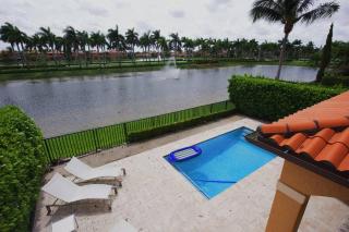 Serene Miami Pool Home - Tamiami - 1