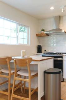 Peaceful Retreat in Duarte, Near LA, Pasadena, and Orange County - 6