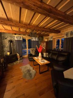 Oskarówka domek w górach na odludziu z jacuzzi i sauną - kominek i Netflix - 7