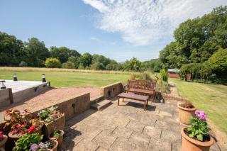 Beautiful Danford House & Lodge with Hot Tub - Hartpury - 2