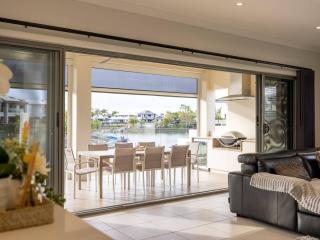 Waterfront Lifestyle Holiday5B House nearThemePark - Gold Coast - 0