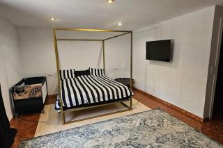 Apartment in big house with private pool & large outdoor space - L'Alfas del Pi - 7