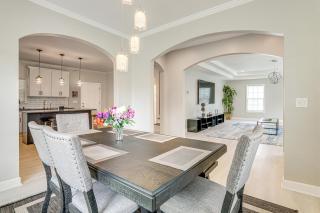 about half Mi to Mercedes-Benz Stadium Atlanta Home - 5