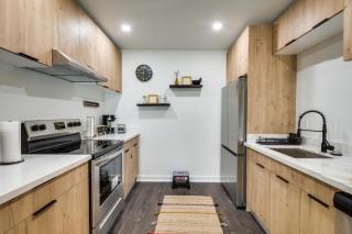 4 Mi to French Quarter Walkable Apt with Yard - 8