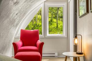 The Iconic Vail Ski Dome, Free parking for skiers! - 6